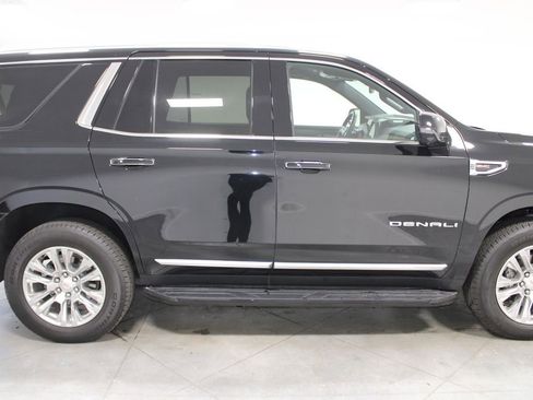 Used 2025 GMC Yukon Denali AWD/4WD image 11