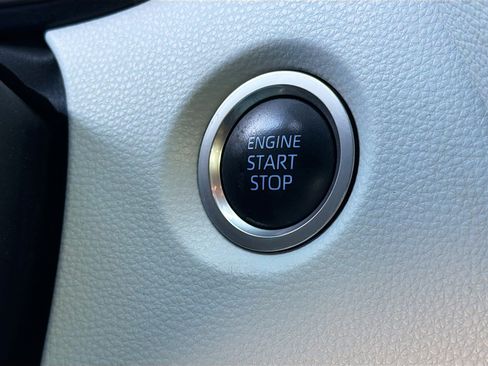 Used 2022 Toyota Corolla XSE image 31