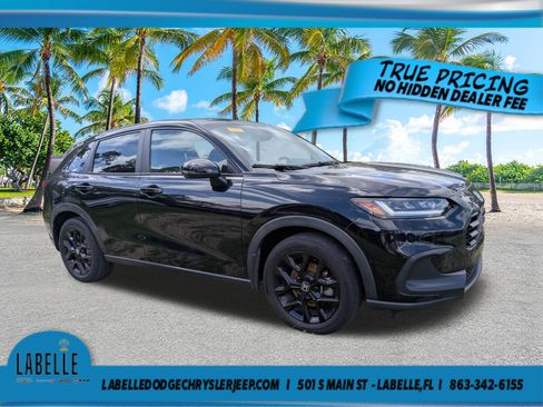 Used 2024 Honda HR-V Sport image 2