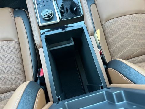 New 2025 Nissan Pathfinder Platinum w/ Cargo Package image 30