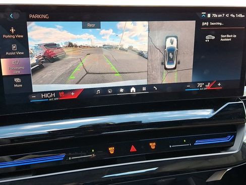 Certified 2025 BMW 530i xDrive w/ Premium Package image 18