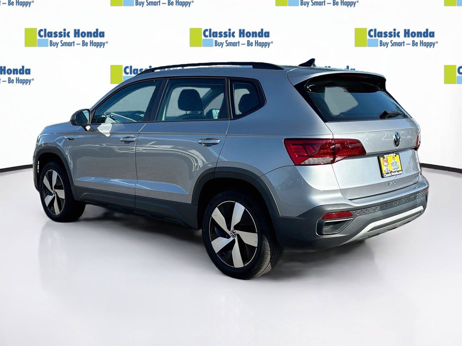 Used 2024 Volkswagen Taos S AWD/4WD image 5