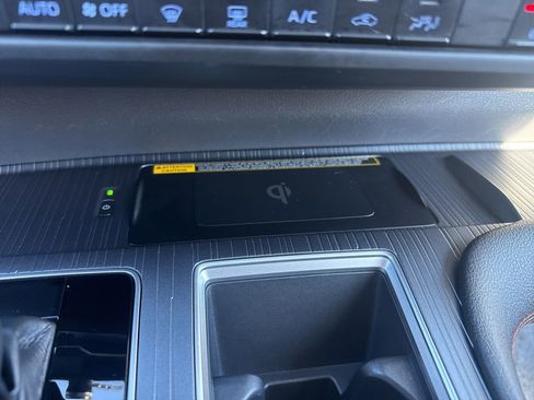 Used 2022 Toyota Sienna XSE image 29