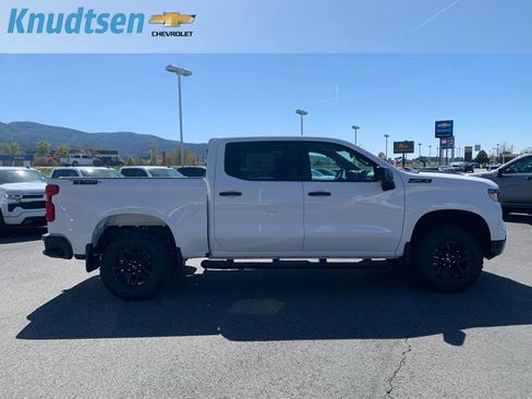 New 2026 Chevrolet Silverado 1500 Custom Trail Boss AWD/4WD image 8