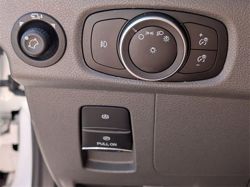 Used 2023 Ford Transit 350 XLT image 28