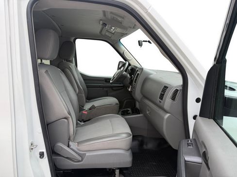 Used 2020 Nissan NV 3500 S RWD image 12