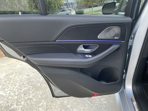 Certified 2024 Mercedes-Benz GLE 450 4MATIC image 37