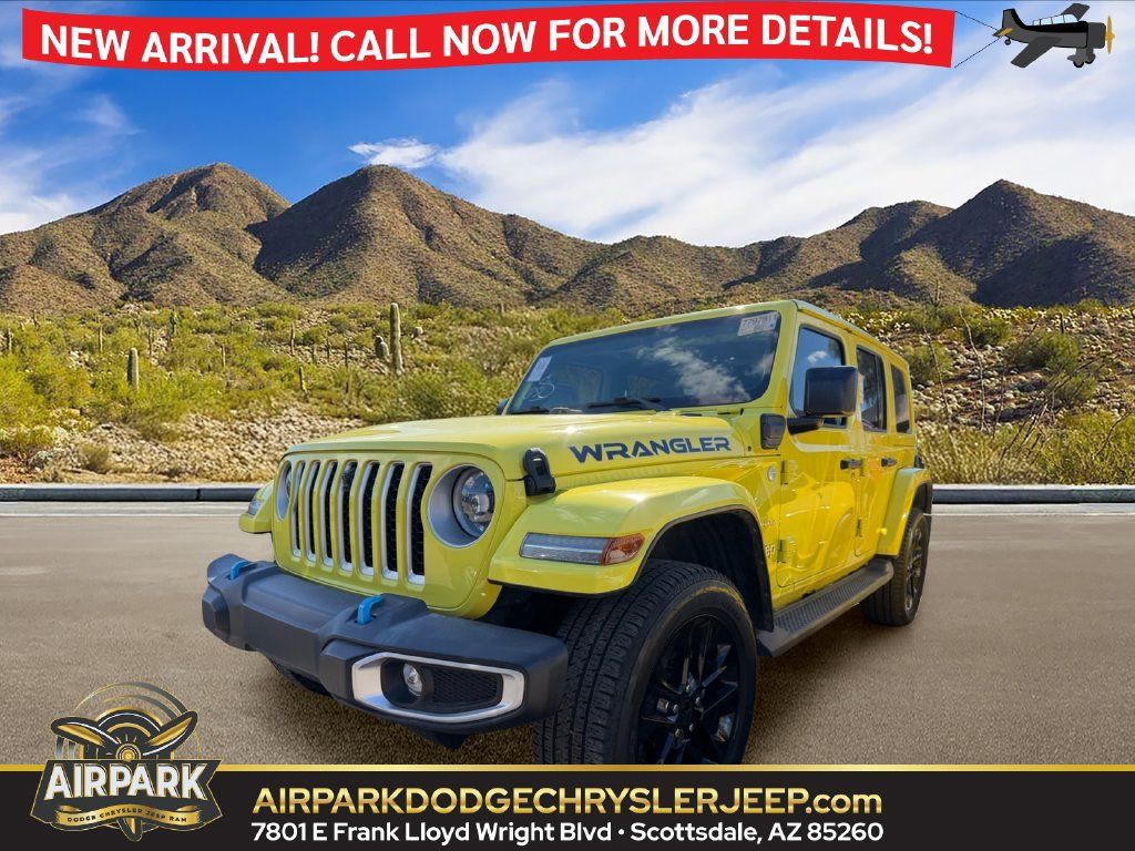 Used 2023 Jeep Wrangler Unlimited Sahara AWD/4WD image 1