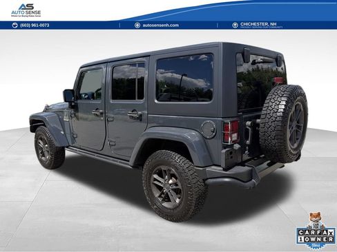 Used 2018 Jeep Wrangler Unlimited Sport AWD/4WD image 3