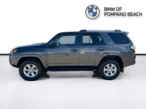 Used 2022 Toyota 4Runner SR5 image 4