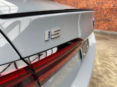New 2026 BMW i5 eDrive40 w/ M Sport Package image 4