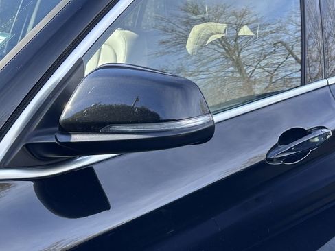 Used 2020 BMW X1 xDrive28i w/ Premium Package image 12