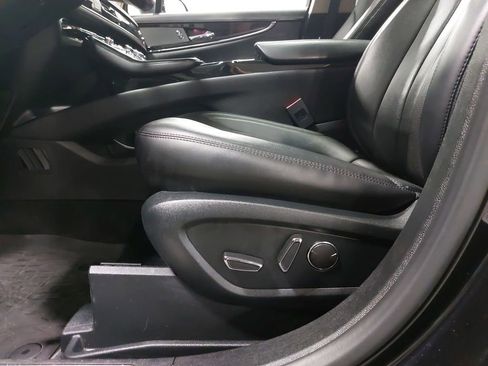 Used 2022 Lincoln Nautilus Reserve w/ Monochromatic Package image 30