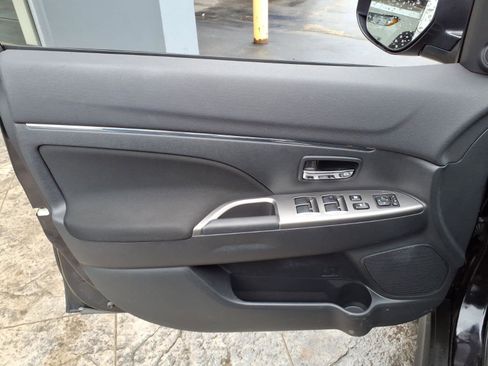 Used 2019 Mitsubishi Outlander Sport SE image 15