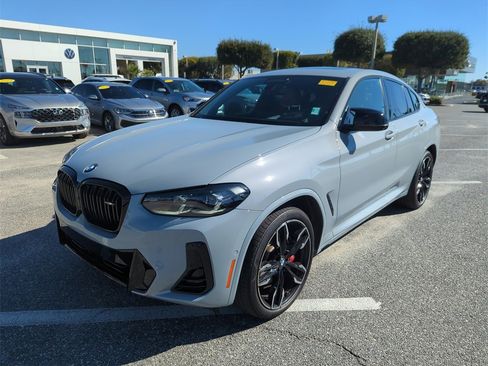 Used 2024 BMW X4 M40i image 10