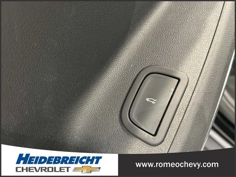 Certified 2024 Chevrolet Traverse Z71 w/ Enhanced Driving Package image 30