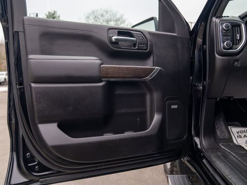 Used 2022 GMC Sierra 1500 Denali w/ Denali Premium Package image 20