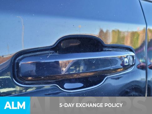 Used 2021 Chevrolet Silverado 1500 LT Trail Boss w/ LT Trail Boss Premium Package image 4