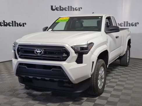 Used 2024 Toyota Tacoma SR RWD image 3