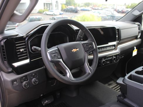 New 2026 Chevrolet Silverado 1500 LT AWD/4WD image 10