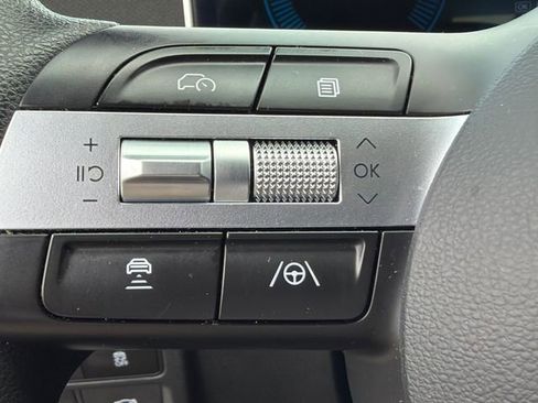 Used 2025 Hyundai Sonata SEL FWD image 24