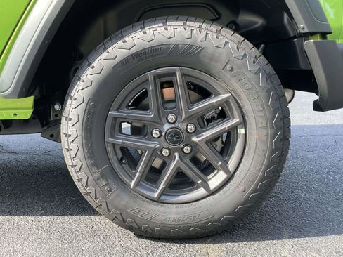 New 2025 Jeep Wrangler Sport S image 39