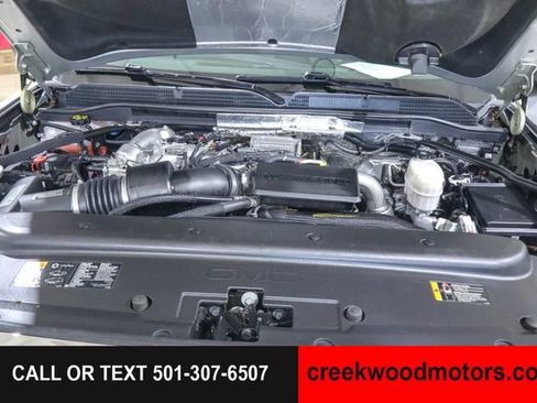 Used 2019 GMC Sierra 2500 SLT w/ Duramax Plus Package AWD/4WD image 36