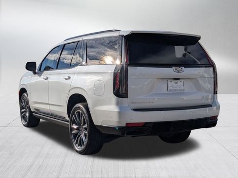 Certified 2023 Cadillac Escalade Sport Platinum image 4