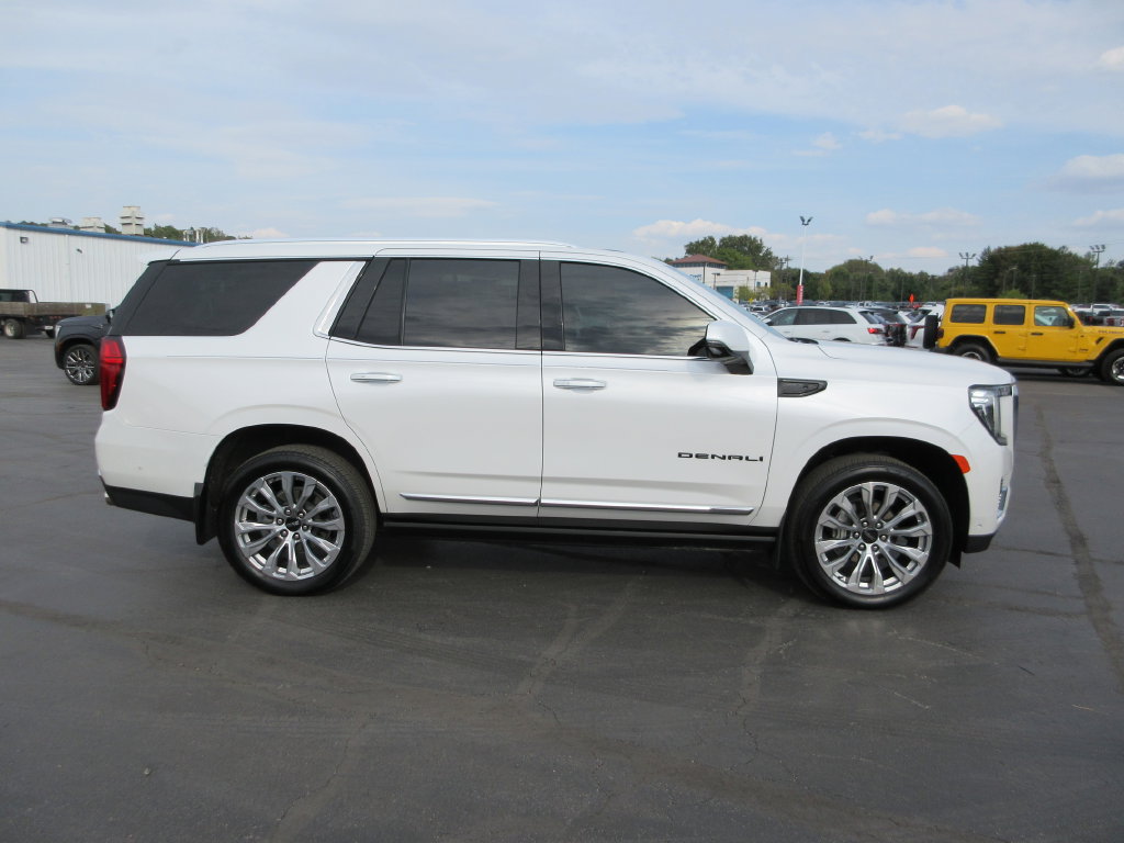 Certified 2024 GMC Yukon Denali w/ Denali Reserve Package AWD/4WD image 4