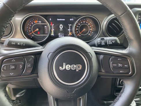 Certified 2022 Jeep Wrangler Unlimited Sport AWD/4WD image 17