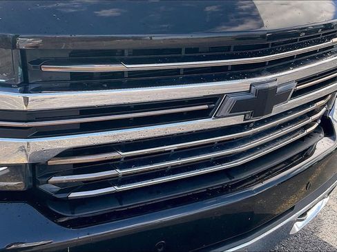 Used 2020 Chevrolet Silverado 1500 High Country w/ Technology Package image 34