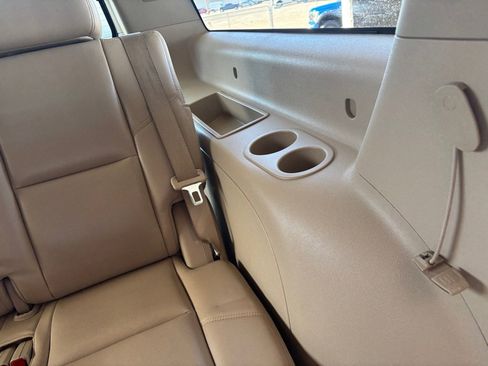 Used 2013 GMC Yukon XL Denali AWD/4WD image 28
