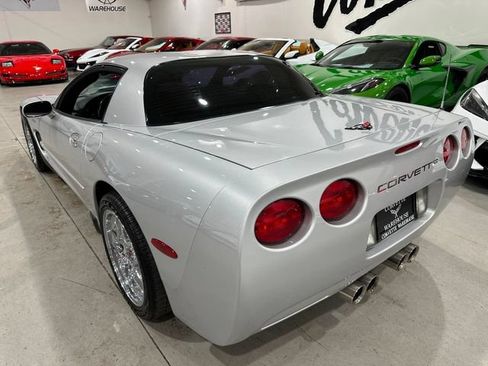 Used 2002 Chevrolet Corvette Z06 w/ Memory Pkg RWD image 23