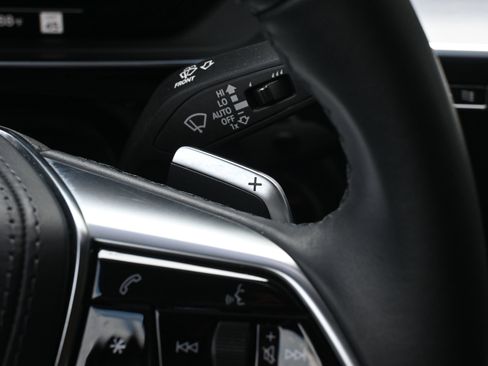 Used 2022 Audi A8 L 3.0T image 35