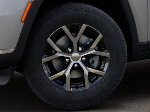 New 2025 Jeep Grand Cherokee L Limited w/ Trailer Tow Package image 8