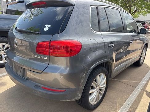 Used 2012 Volkswagen Tiguan S image 4