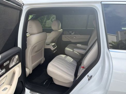 Used 2025 Mercedes-Benz GLS 63 AMG 4MATIC image 4