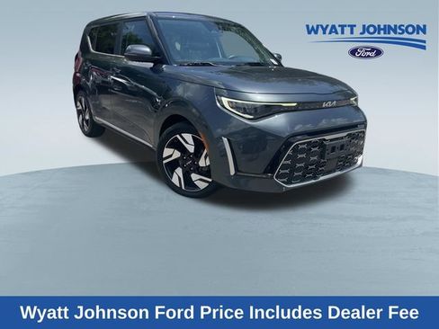 Used 2023 Kia Soul GT-Line w/ GT-Line Technology Package FWD image 1