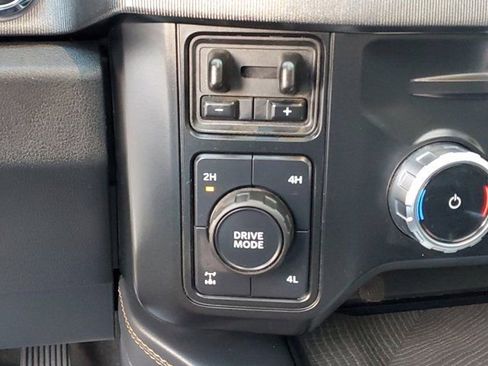 Used 2024 Ford F250 Platinum image 33