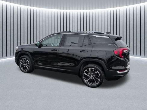 Certified 2023 GMC Terrain SLT AWD/4WD image 10