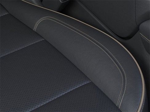 New 2025 Chevrolet Suburban Premier image 21