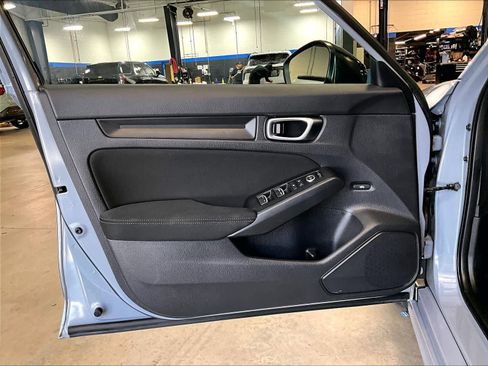 Used 2022 Honda Civic Sport image 9