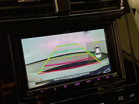 Used 2019 Toyota Prius XLE w/ Carpet Mat Package AWD/4WD image 22