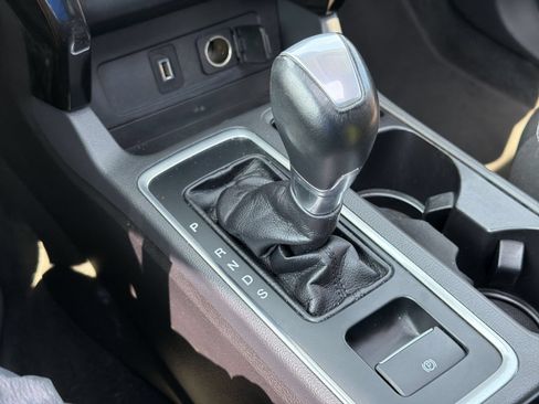 Used 2017 Ford Escape Titanium FWD image 34