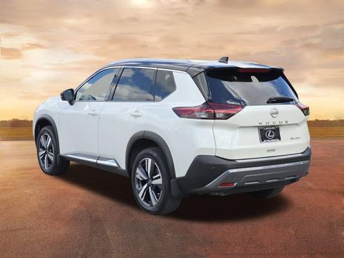 Used 2023 Nissan Rogue SL AWD/4WD image 7
