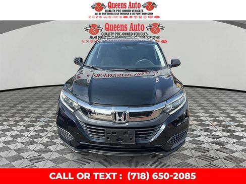 Used 2022 Honda HR-V LX image 1