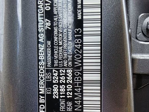 Used 2020 Mercedes-Benz GLB 250 4MATIC image 39