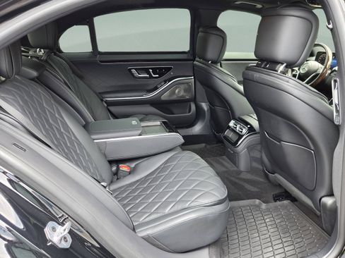 Used 2024 Mercedes-Benz S 580 4MATIC Sedan image 17