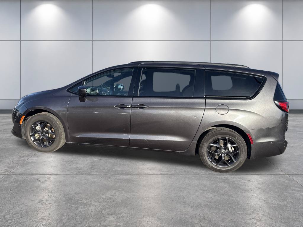 Used 2019 Chrysler Pacifica Touring-L Plus FWD image 8