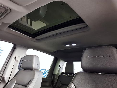 Used 2020 GMC Sierra 2500 Denali w/ Denali Ultimate Package image 13